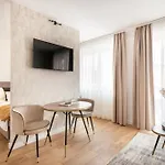 The Rose Garden Budapest Apartments